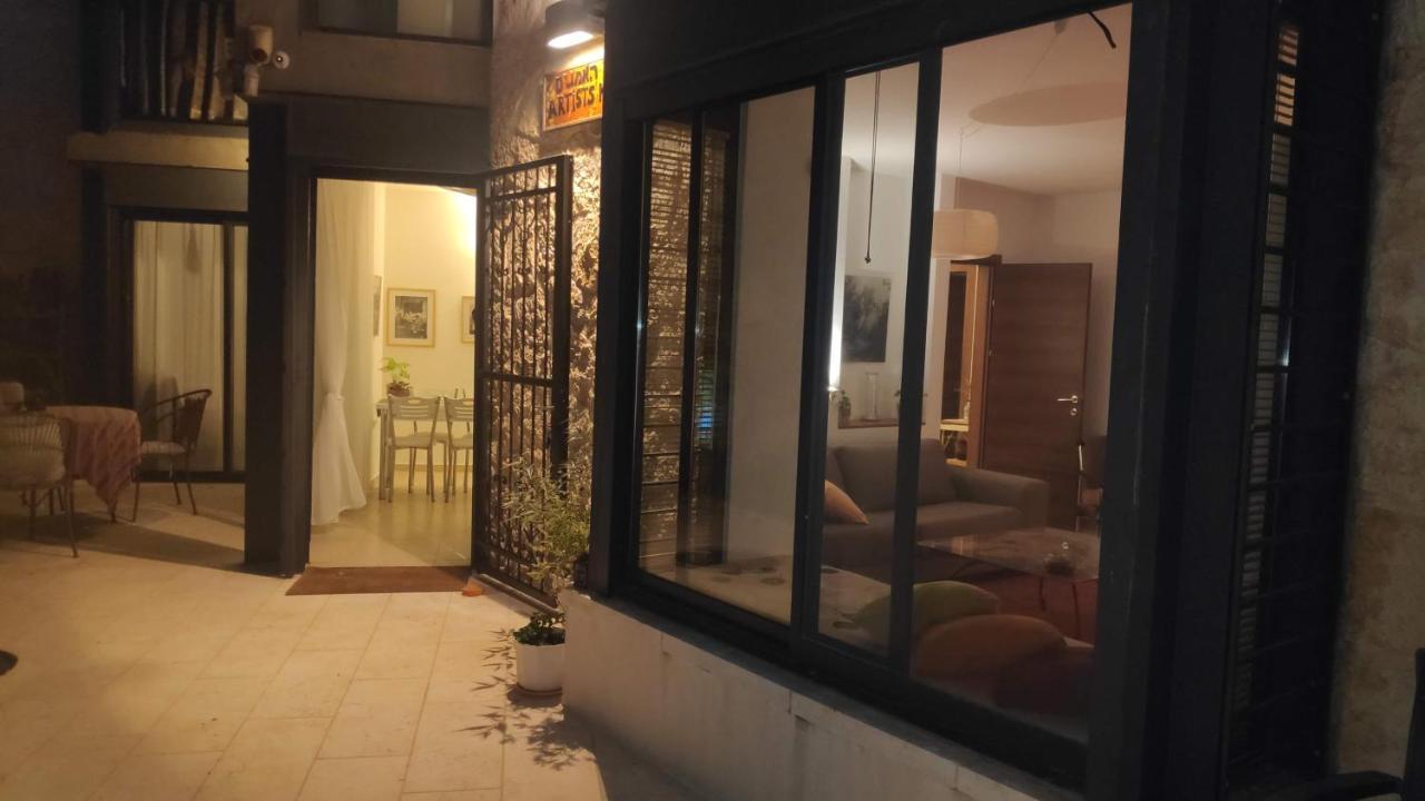 בית האומנים Artist Home Neve Ilan Exterior photo